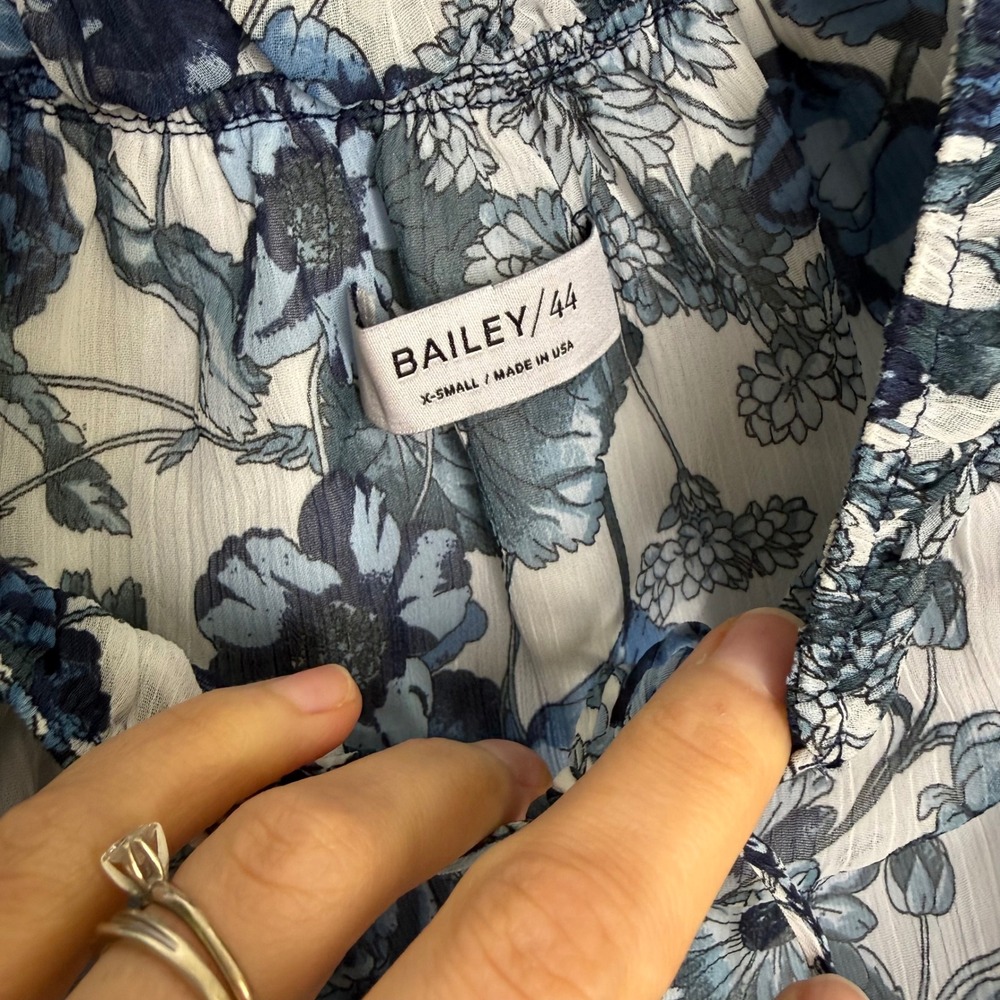 H22 Bailey 44 Luna Daydream Blue Floral Cold Shoulder Mini Dress XS New $228 - Picture 6 of 7
